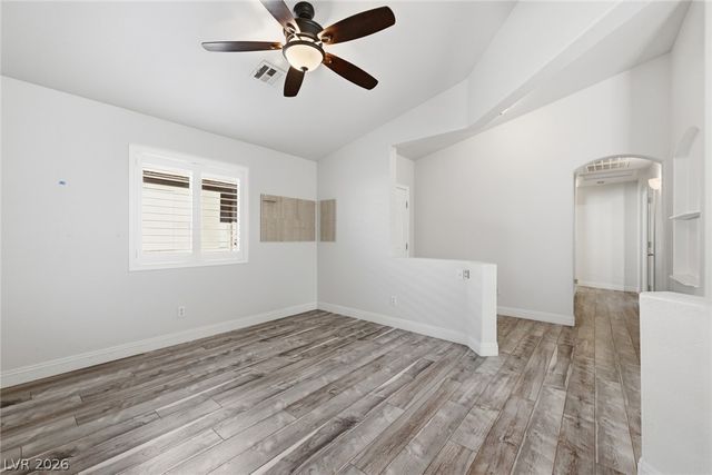 5721 Great Eagle Court, Las Vegas, NV 89122