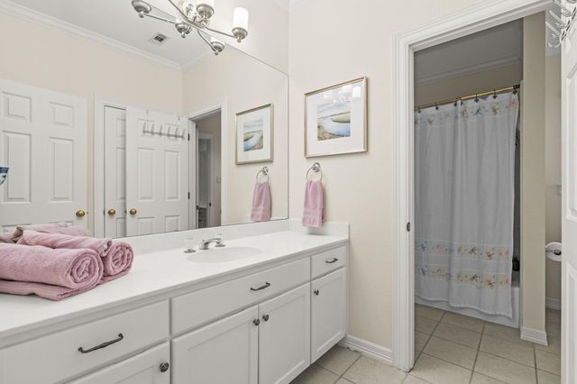 2717 Bartons Bluff LN, Austin, TX 78746