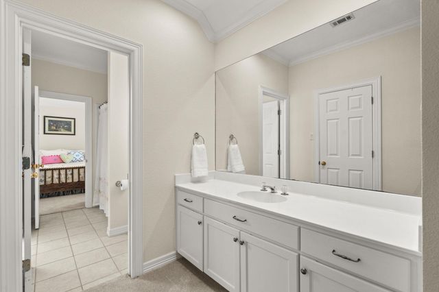 2717 Bartons Bluff LN, Austin, TX 78746