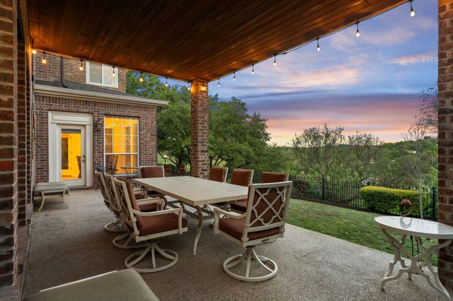 2717 Bartons Bluff LN, Austin, TX 78746