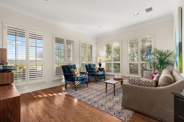 2717 Bartons Bluff LN, Austin, TX 78746