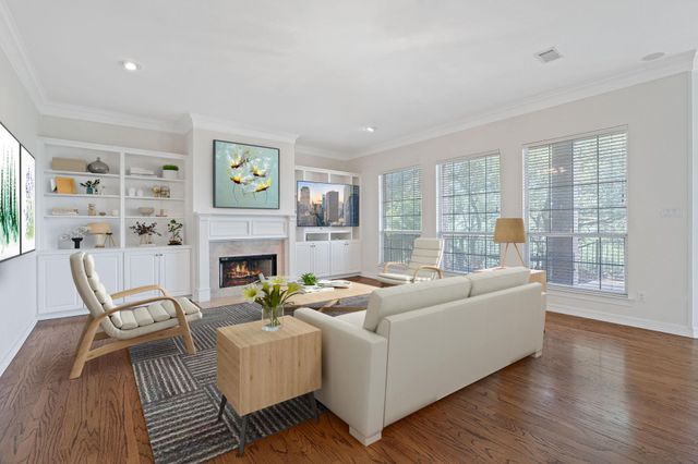 2717 Bartons Bluff LN, Austin, TX 78746