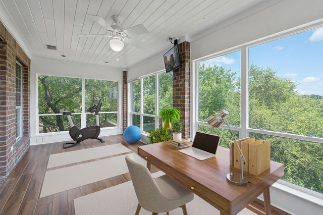 2717 Bartons Bluff LN, Austin, TX 78746