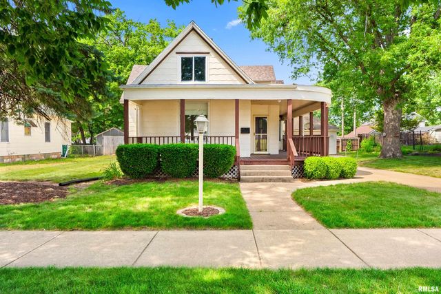 1309 MARKET Street, Pekin, IL 61554