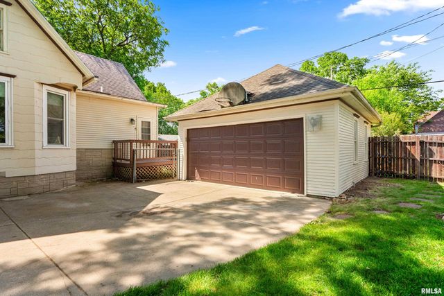 1309 MARKET Street, Pekin, IL 61554