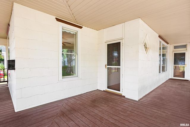 1309 MARKET Street, Pekin, IL 61554