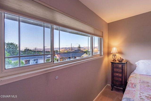 76 Robbins Court, Simi Valley, CA 93065