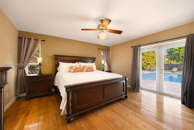 15700 SW 77th Ct, Palmetto Bay, FL 33157