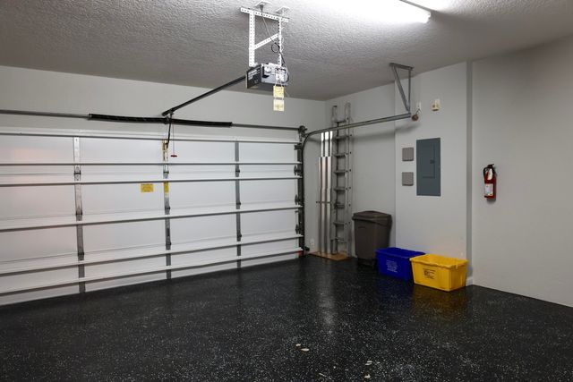 80 Live Oak Circle, Tequesta, FL 33469