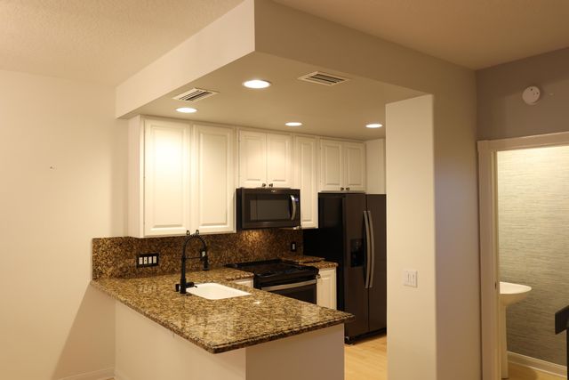 80 Live Oak Circle, Tequesta, FL 33469