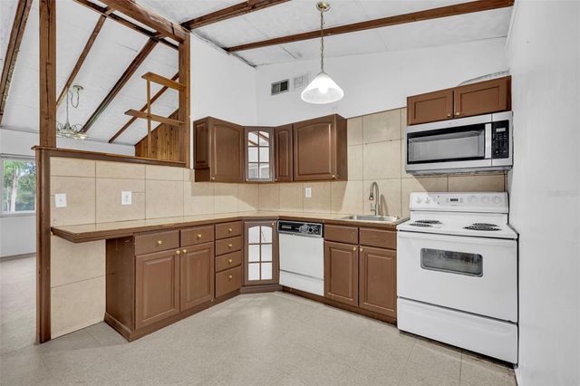 645 PARK AVENUE, Orange City, FL 32763