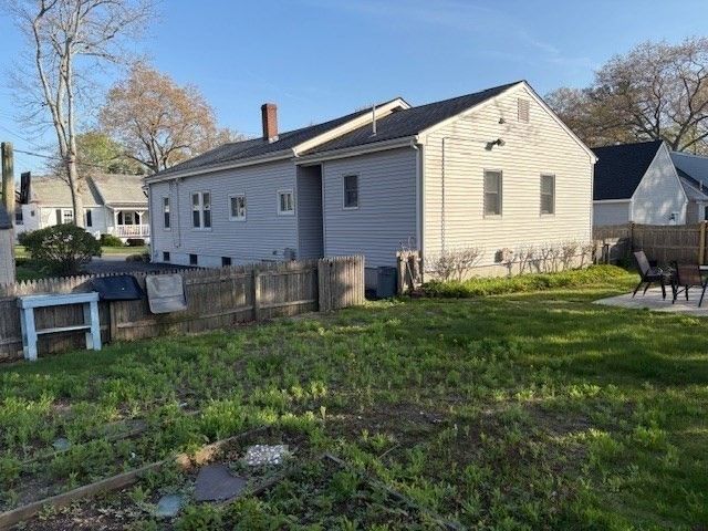 45 Bryant Street, Dartmouth, MA 02747