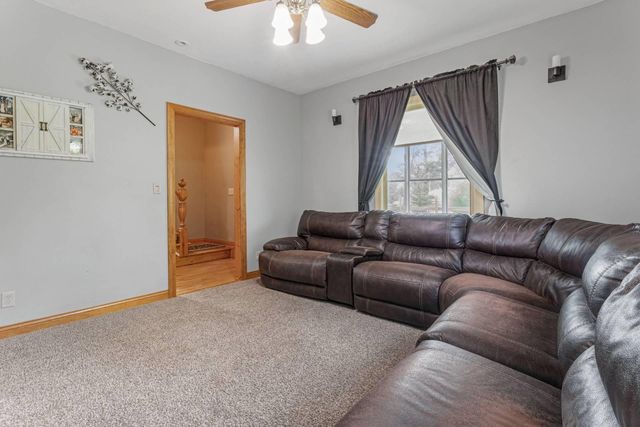 30857 Palm Street NW, Cambridge, MN 55008