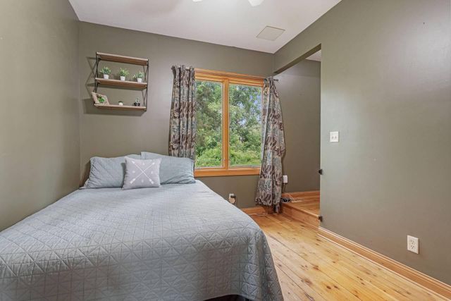 30857 Palm Street NW, Cambridge, MN 55008