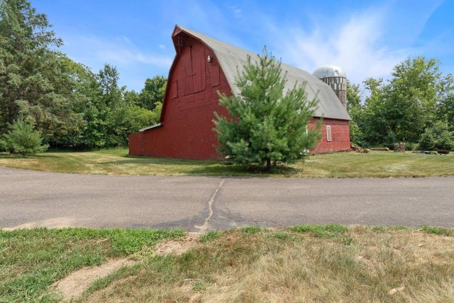 30857 Palm Street NW, Cambridge, MN 55008