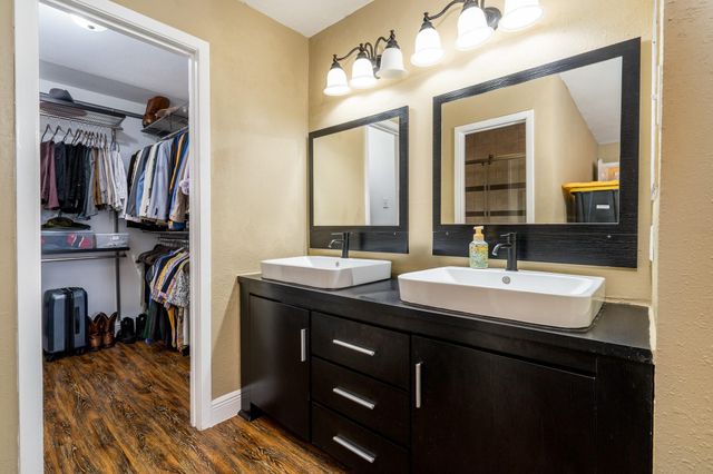 16210 Ridgegreen Drive, Houston, TX 77082