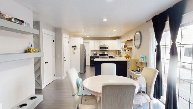 914 NW 22nd Street, Ankeny, IA 50023