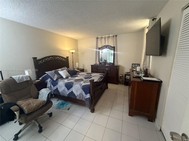 12209 SW 14th Ln 1101, Miami, FL 33184
