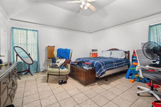1724 Willow Hollow Drive, Garland, TX 75040