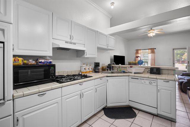 1724 Willow Hollow Drive, Garland, TX 75040