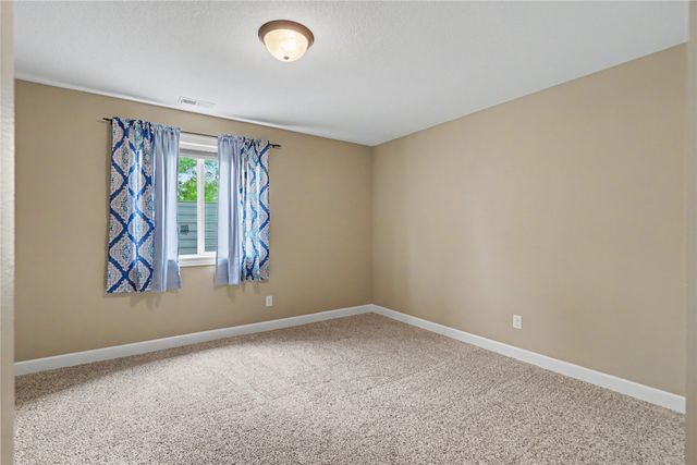 517 28th Street SE, Altoona, IA 50009