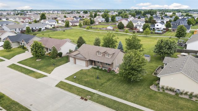 517 28th Street SE, Altoona, IA 50009