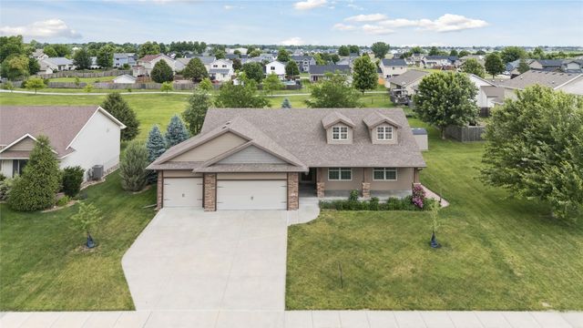 517 28th Street SE, Altoona, IA 50009