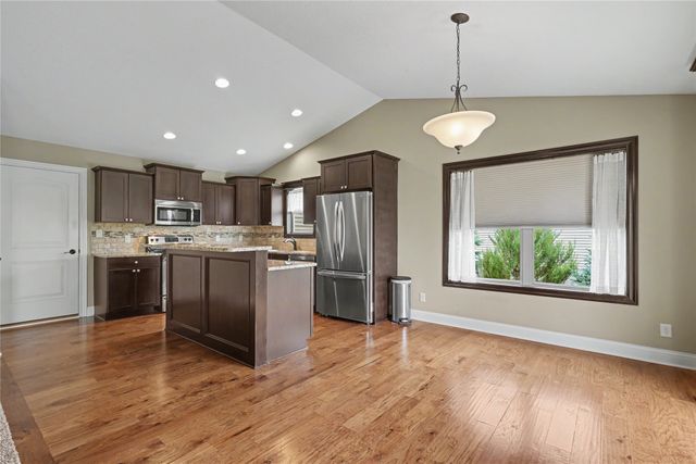517 28th Street SE, Altoona, IA 50009
