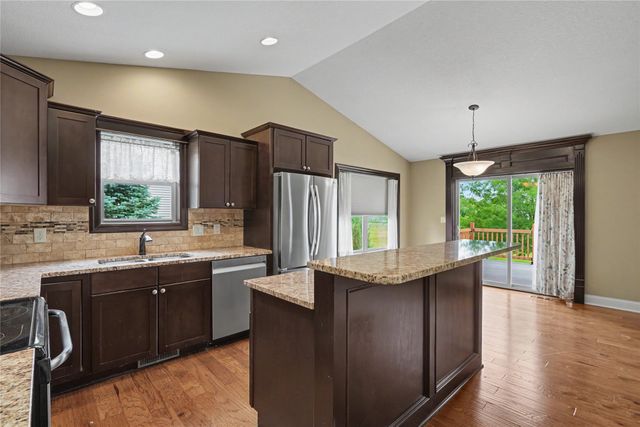 517 28th Street SE, Altoona, IA 50009