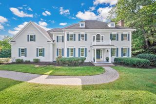 99 Bridgewater Drive, Avon, CT 06001