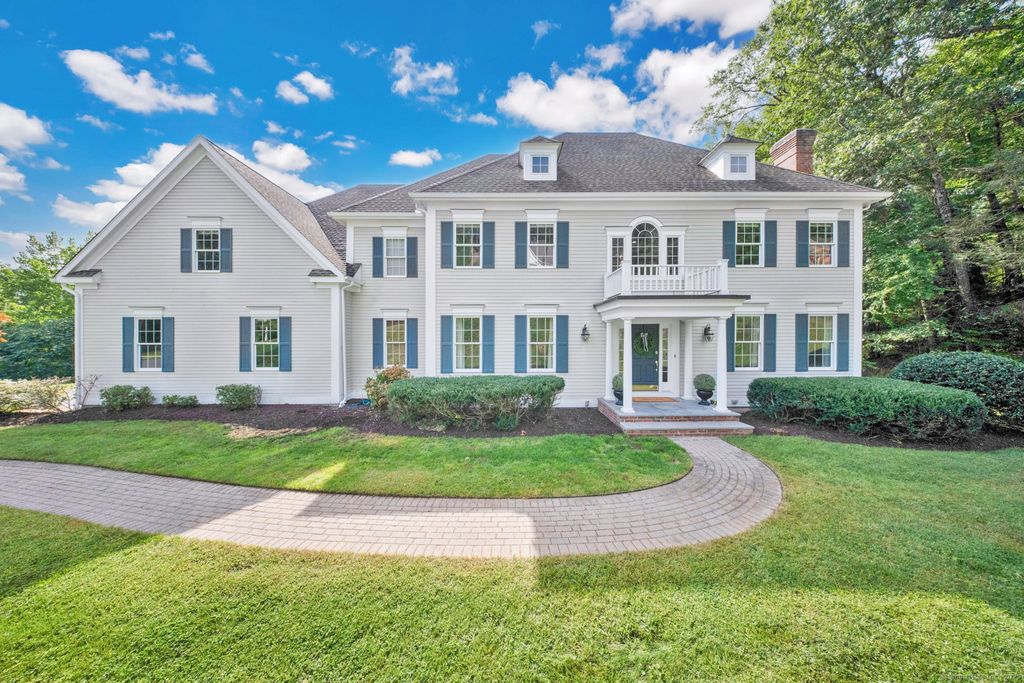 99 Bridgewater Drive, Avon, CT 06001