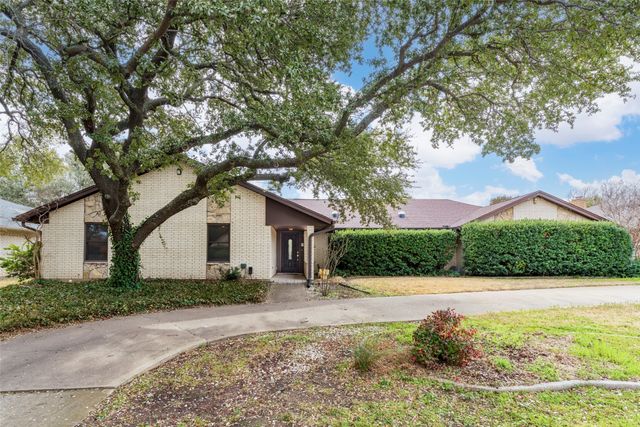 4345 Willow Way Road, Fort Worth, TX 76133