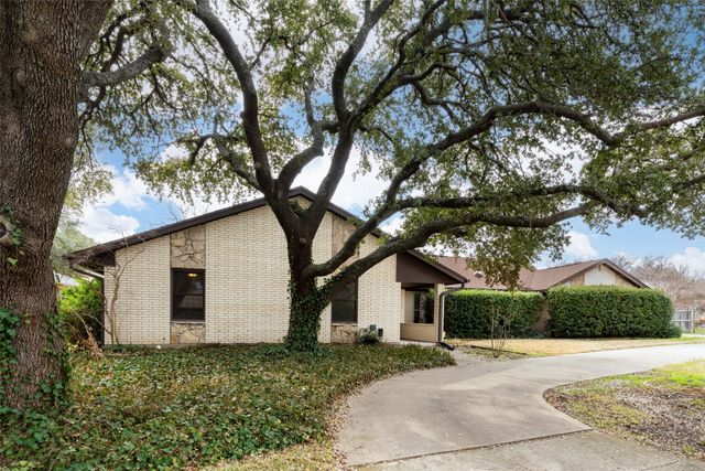 4345 Willow Way Road, Fort Worth, TX 76133