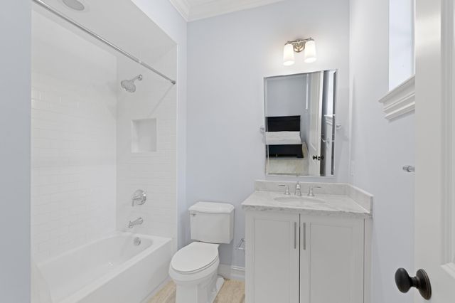 135 N Cannery Row Circle, Delray Beach, FL 33444