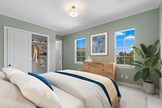 135 N Cannery Row Circle, Delray Beach, FL 33444