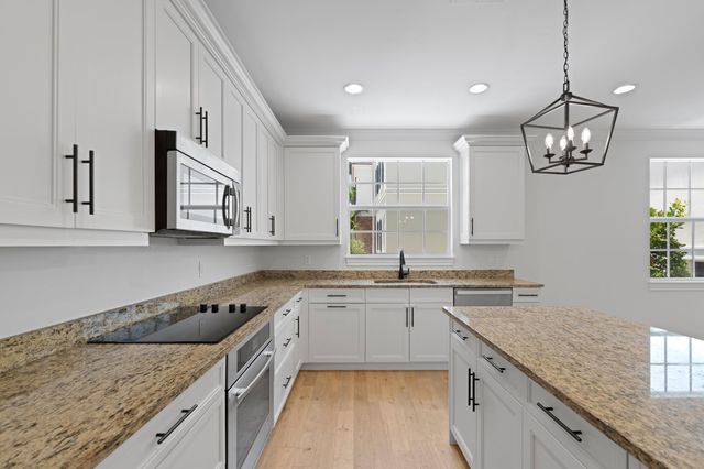 135 N Cannery Row Circle, Delray Beach, FL 33444