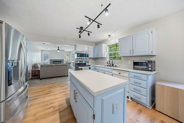 1152 White Mountain Ln, Antioch, TN 37013