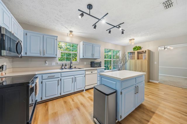 1152 White Mountain Ln, Antioch, TN 37013