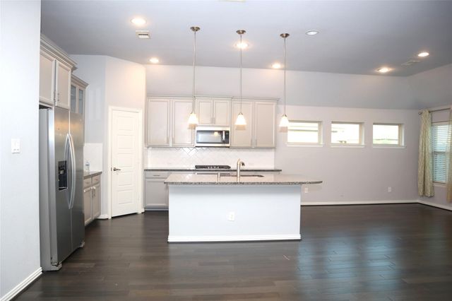 4553 New Country Drive, Spring, TX 77386