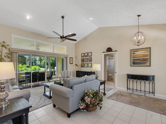 4375 GATOR TRACE Lane, Fort Pierce, FL 34982