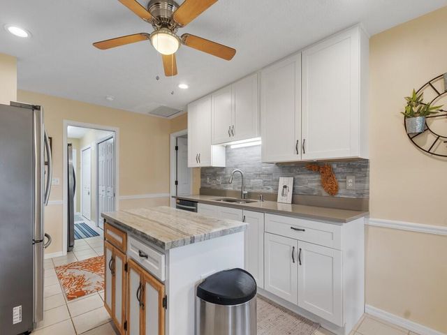 4375 GATOR TRACE Lane, Fort Pierce, FL 34982
