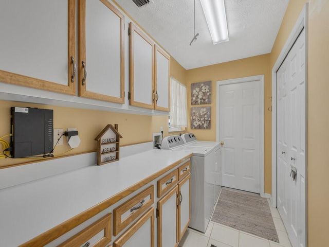 4375 GATOR TRACE Lane, Fort Pierce, FL 34982
