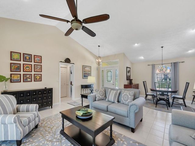 4375 GATOR TRACE Lane, Fort Pierce, FL 34982
