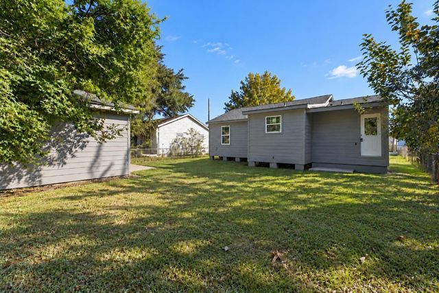6715 Texarkana Street, Houston, TX 77020