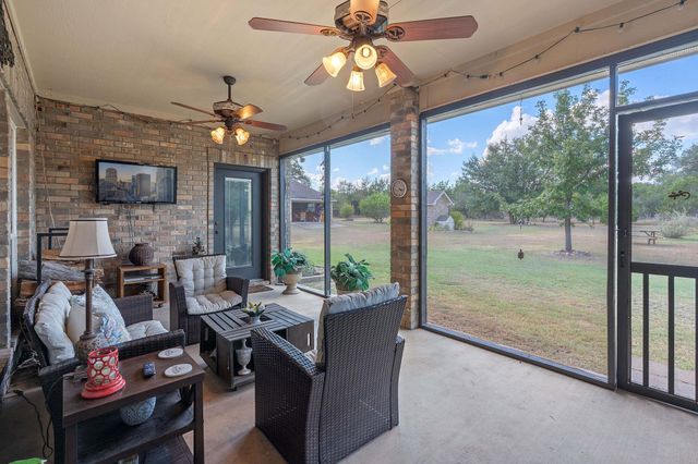 1206 Long MDW, Salado, TX 76571