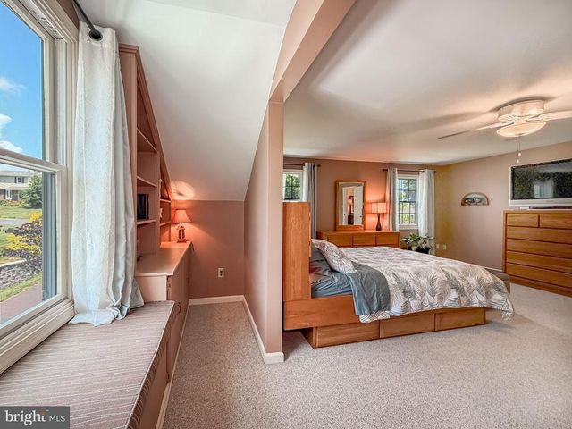 766 EISENHAUER DR, Telford, PA 18969
