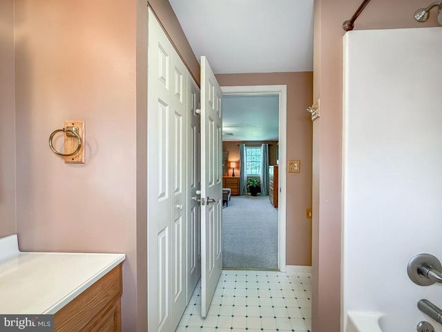 766 EISENHAUER DR, Telford, PA 18969