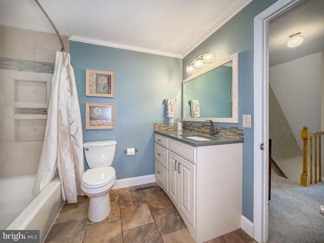 766 EISENHAUER DR, Telford, PA 18969