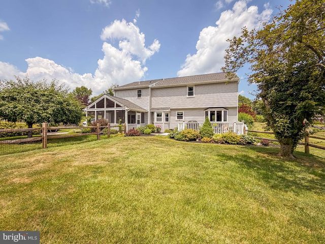 766 EISENHAUER DR, Telford, PA 18969