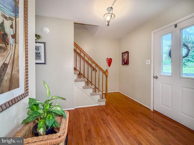 766 EISENHAUER DR, Telford, PA 18969